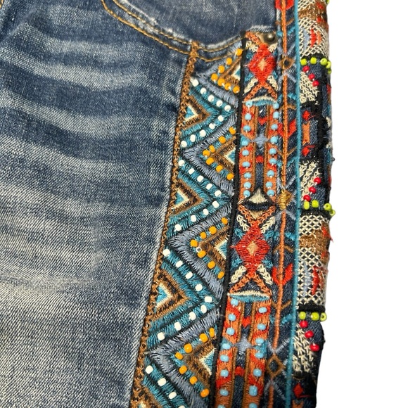 DRIFTWOOD Jeans Driftwood Jackie Embroidered High Rise Jeans Sz 26